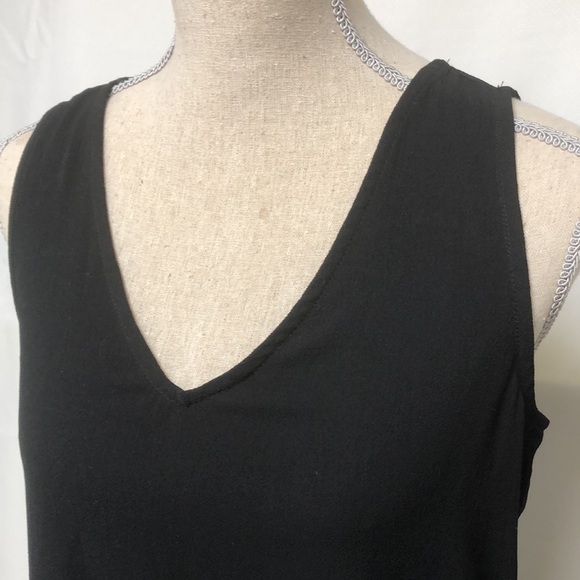 Mandee Sleeveless Top - Picture 2 of 7